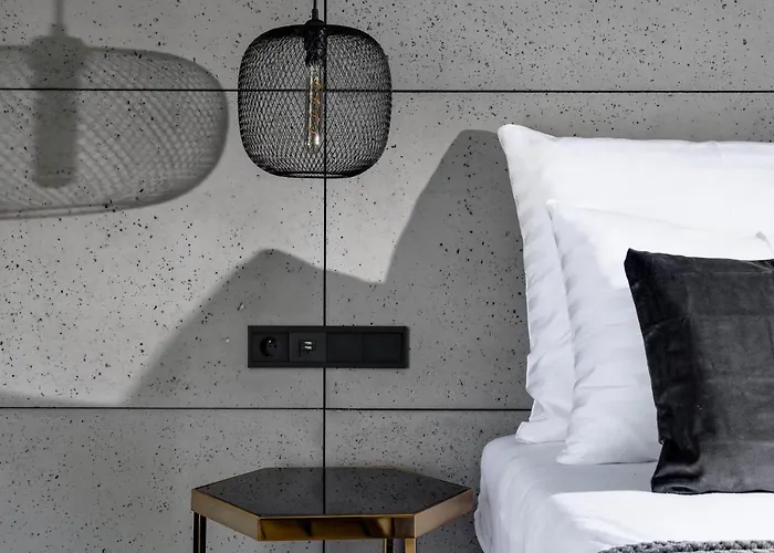 El - Lupus Apartment *